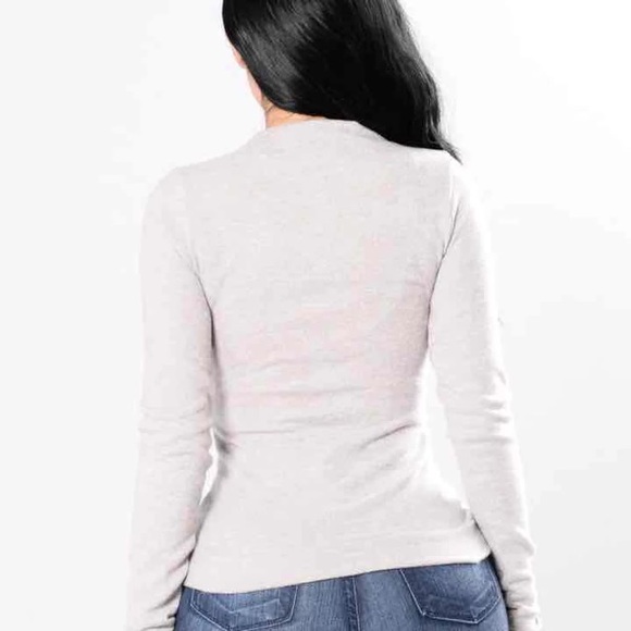 unique style sweater - Picture 2 of 8